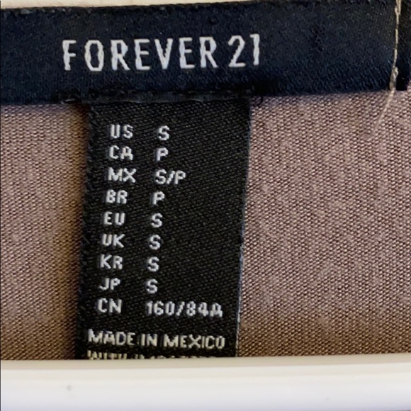 🌼🌼 SOLD 🌼🌼 - Picture 3 of 3